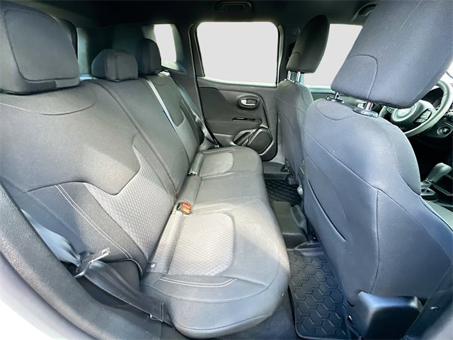 2021 Jeep Renegade Latitude photo 25