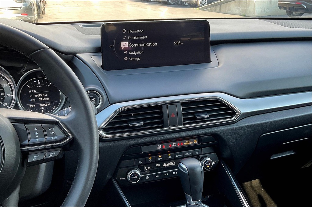 2022 Mazda CX-9 Touring photo 3