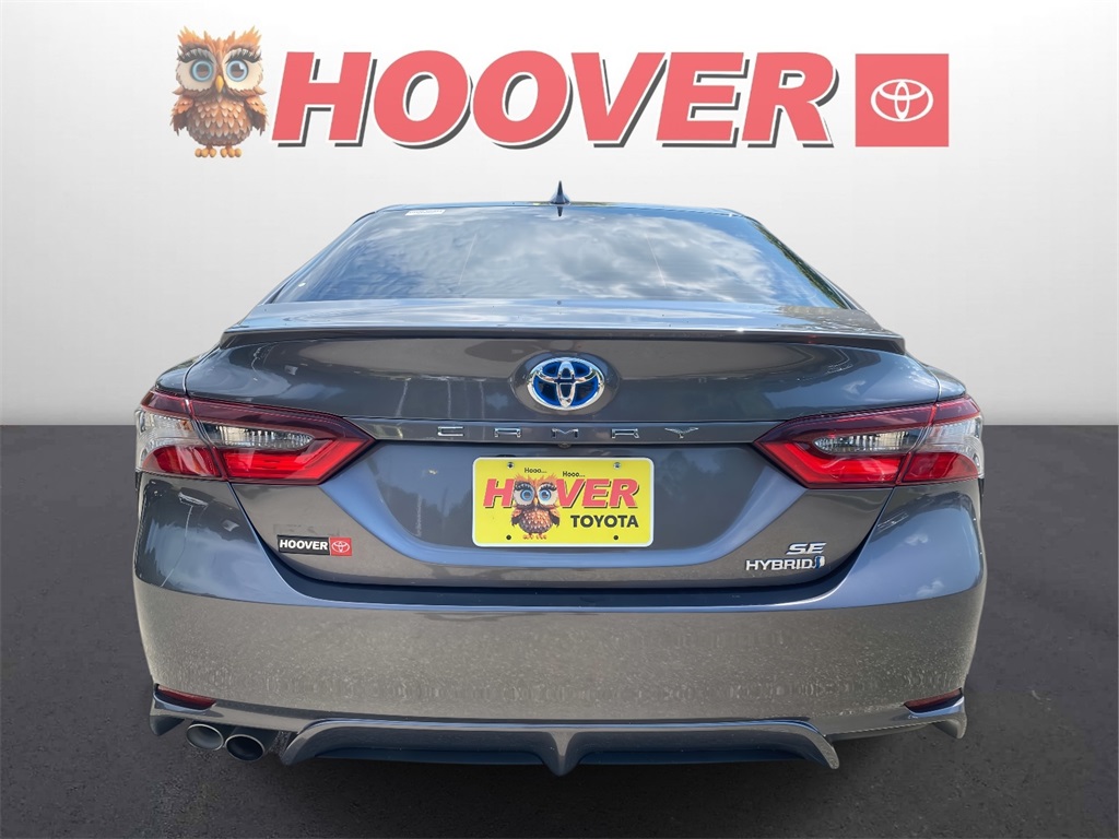 2024 Toyota Camry Hybrid SE photo 3