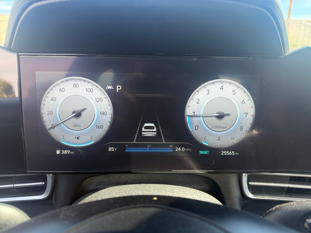 2023 Hyundai Elantra SEL photo 10