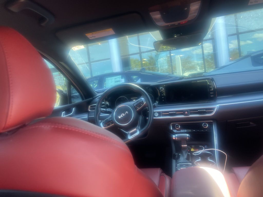 2024 Kia K5 GT-Line photo 18