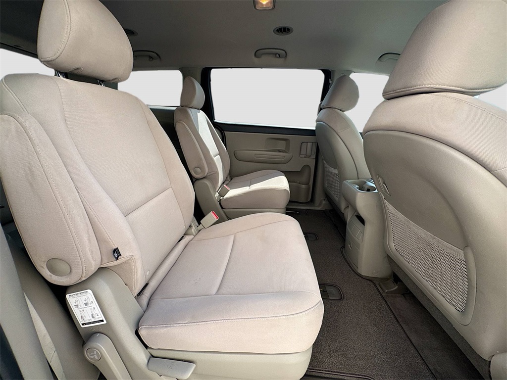 2015 Kia Sedona LX photo 27