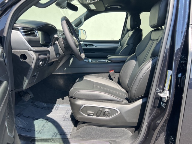 2025 Jeep Wagoneer Base photo 5