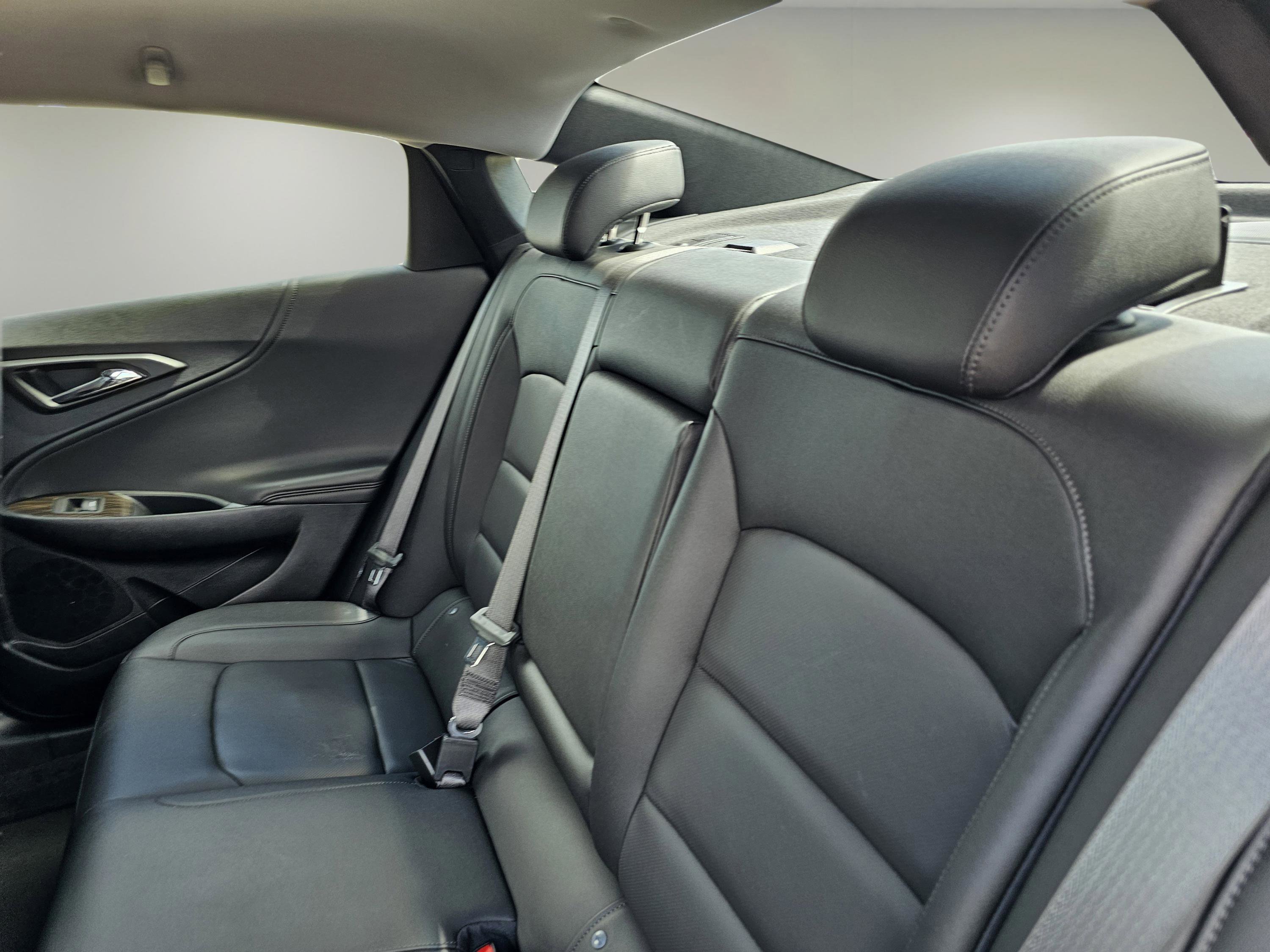 2024 Chevrolet Malibu Premier 2LT photo 26