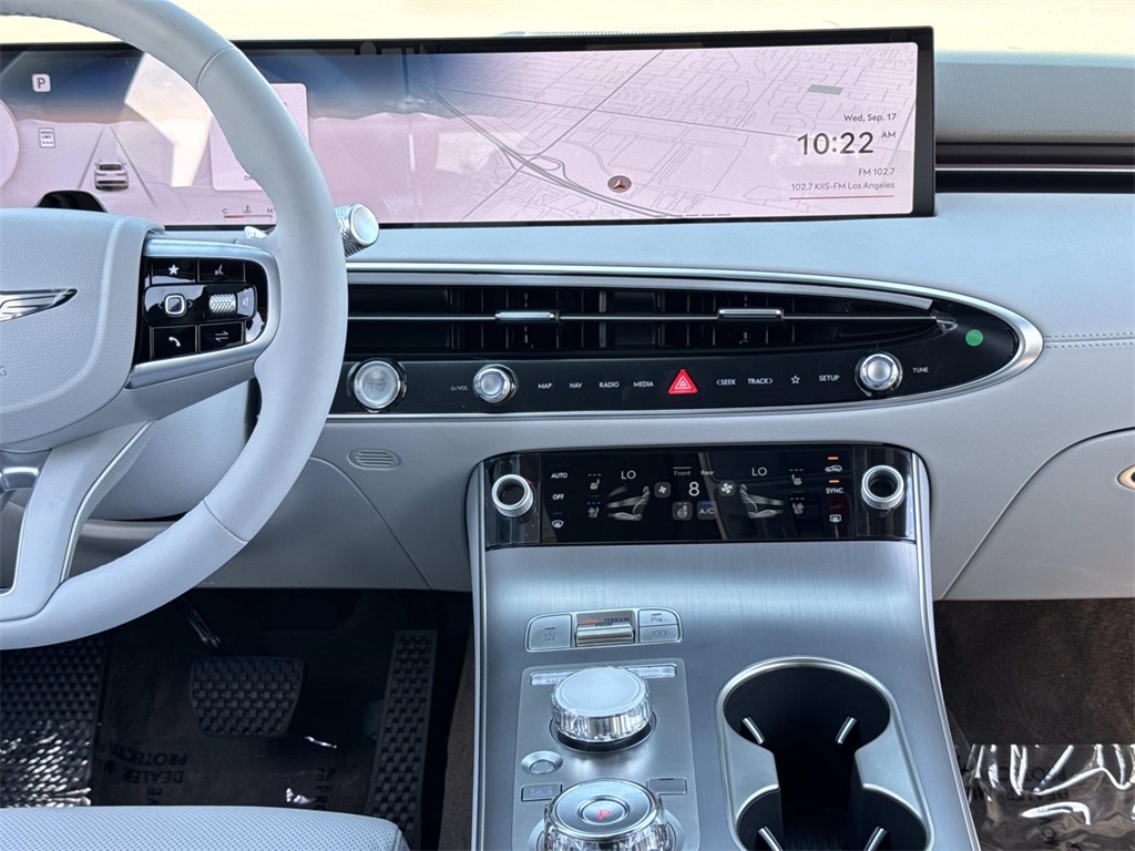 2026 Genesis GV70 2.5T Advanced photo 5