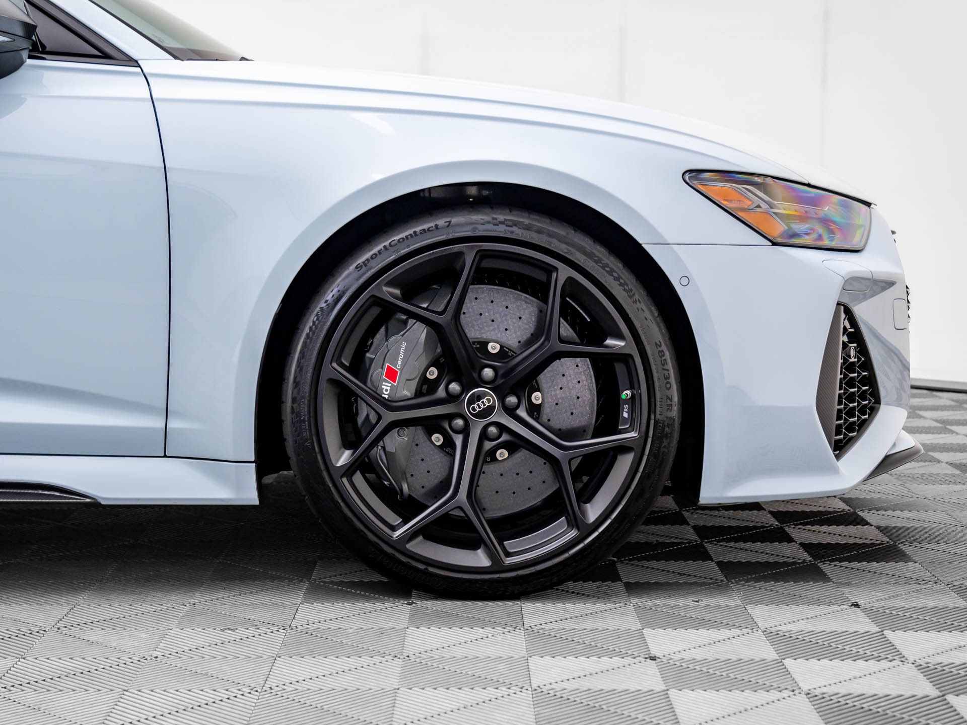 2025 Audi RS 6 Avant Performance Base photo 32