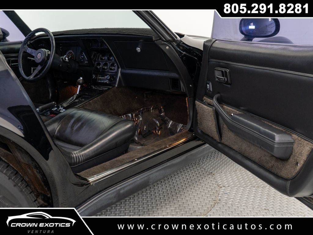 1982 Chevrolet Corvette Base photo 30