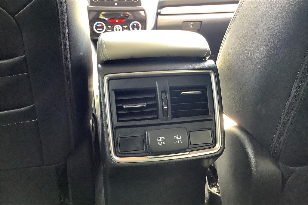2022 Subaru Forester Limited photo 32