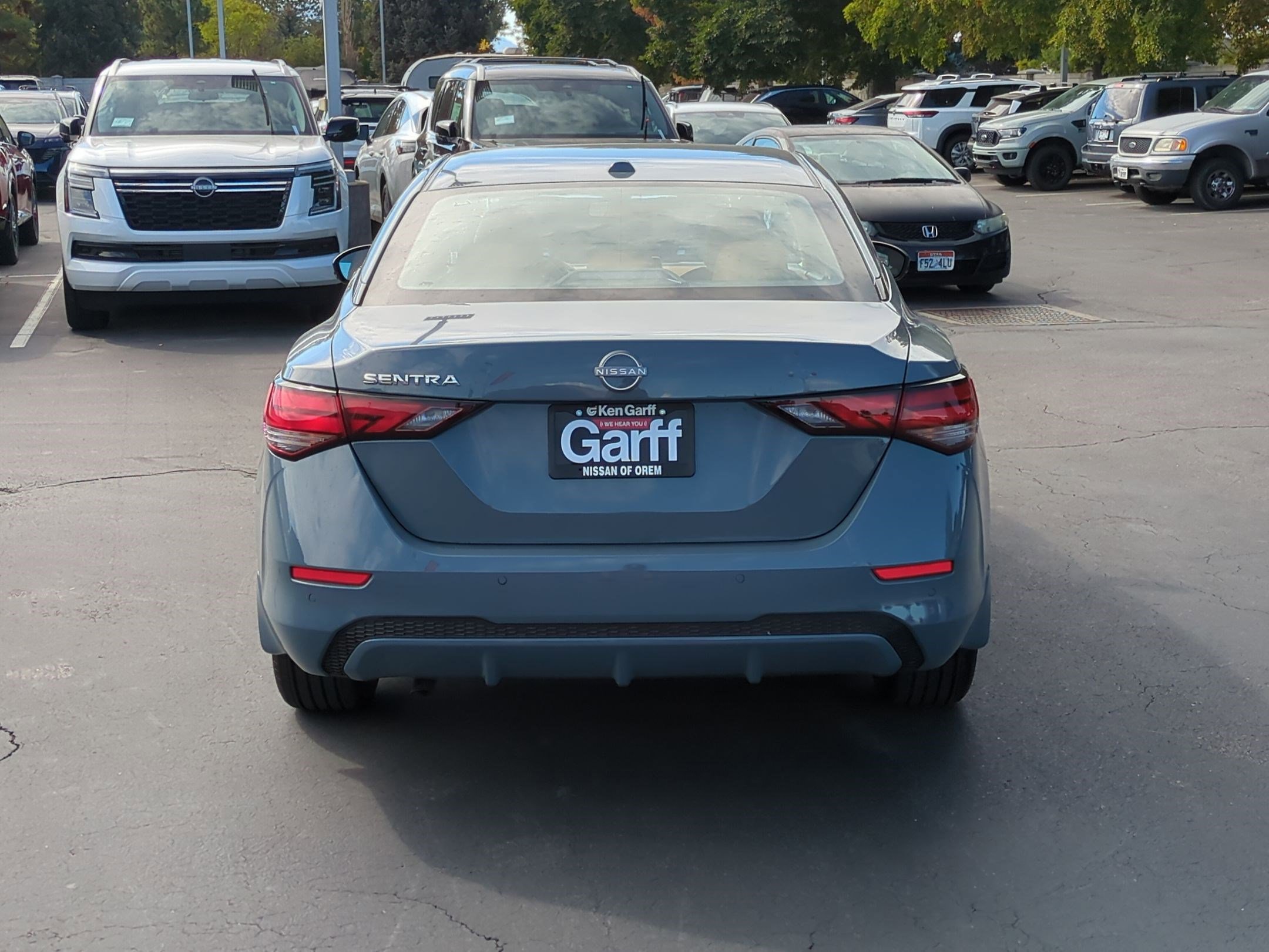 2025 Nissan Sentra SV photo 4