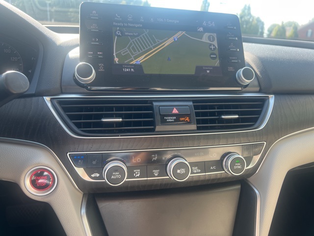 2022 Honda Accord Touring 2.0T photo 17