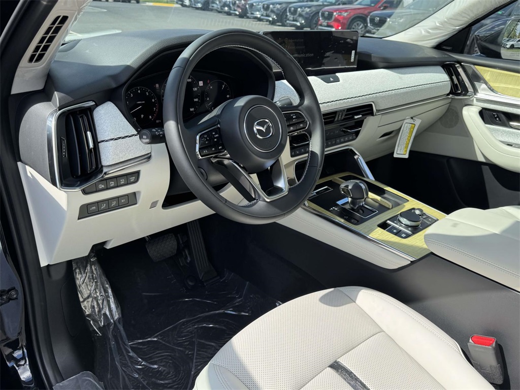 2026 Mazda CX-90 Premium Plus photo 2