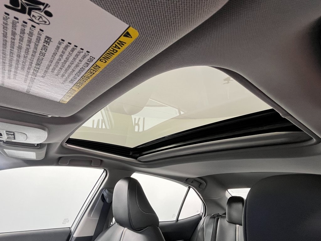 2024 Toyota Camry SE photo 26