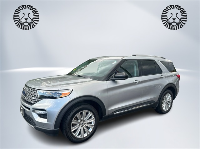 2023 Ford Explorer Limited's photo