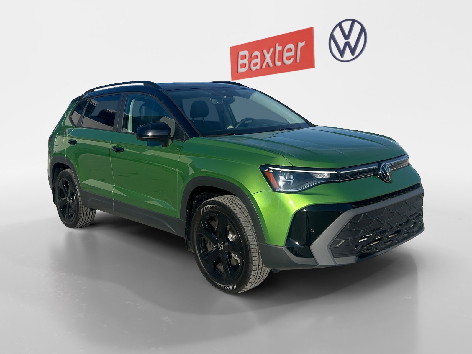 2025 Volkswagen Taos SE Black's photo