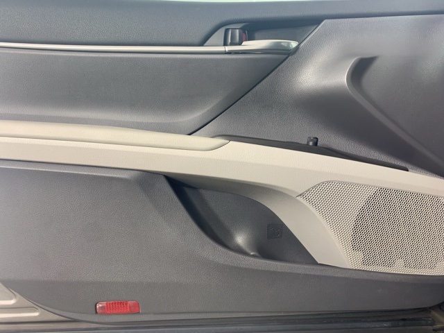 2023 Toyota Camry LE photo 22