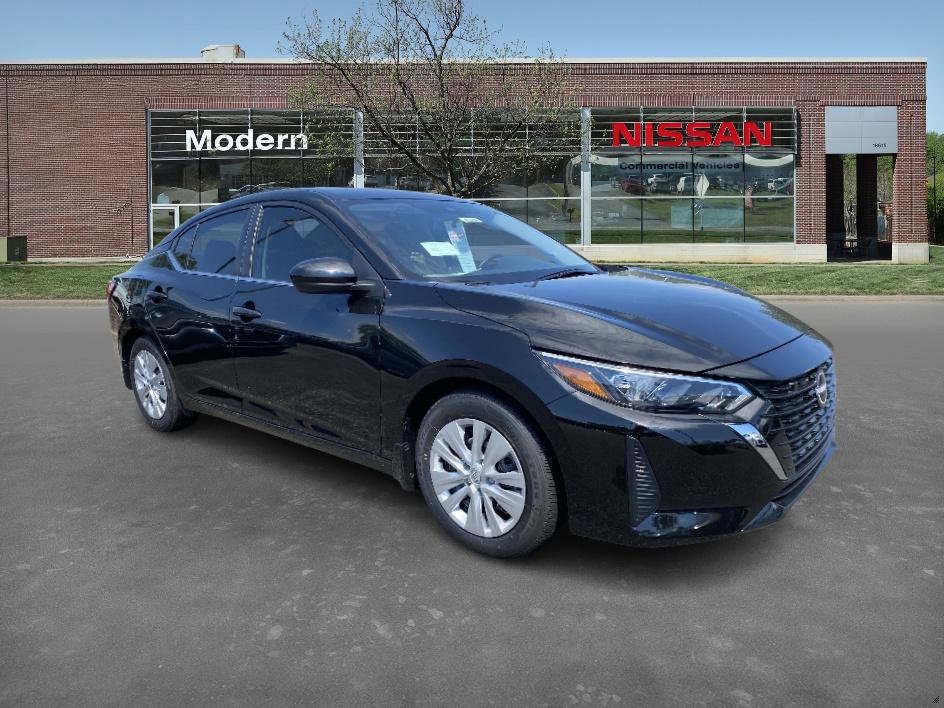 2025 Nissan Sentra S photo 5