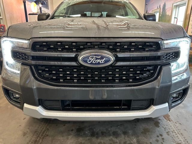 2024 Ford Ranger XLT photo 3