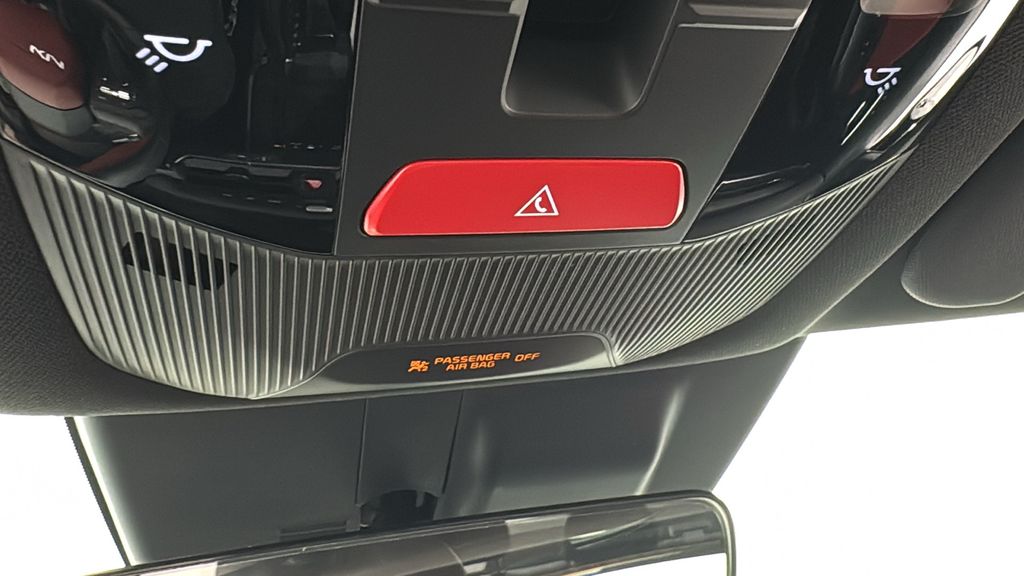 2025 Kia K4 GT-Line Turbo photo 27