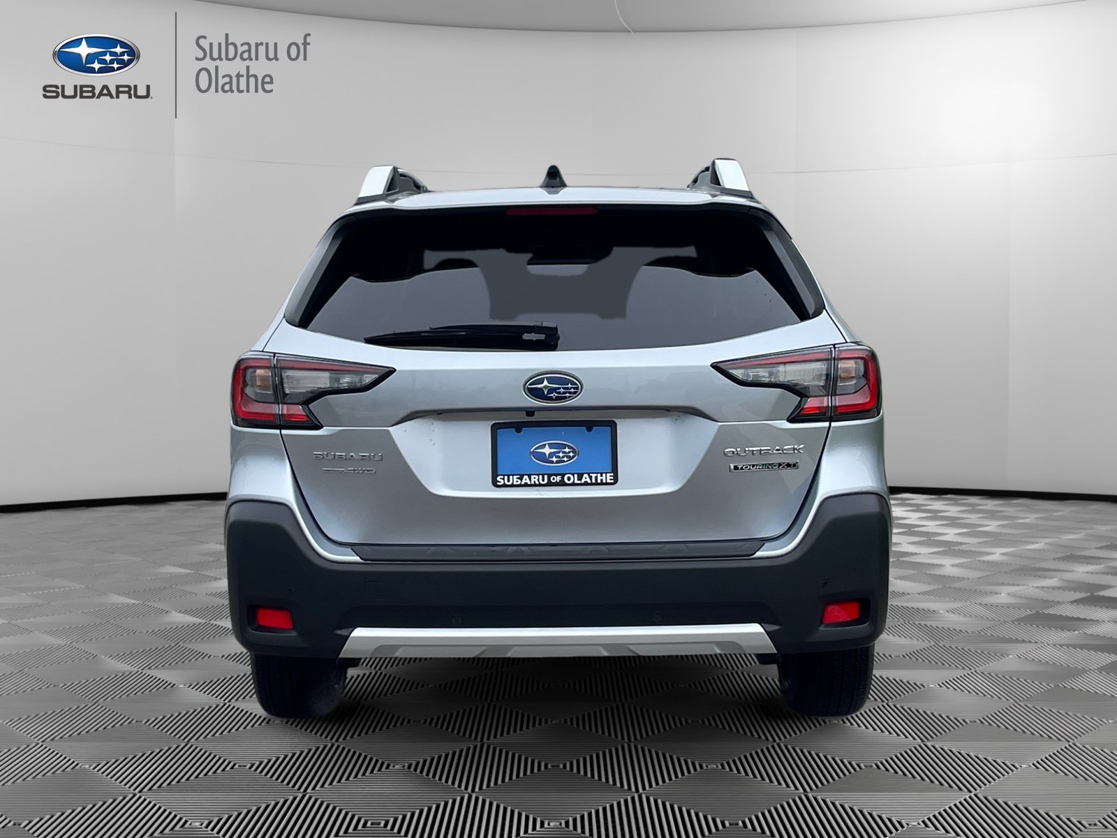 2025 Subaru Outback Touring XT photo 9