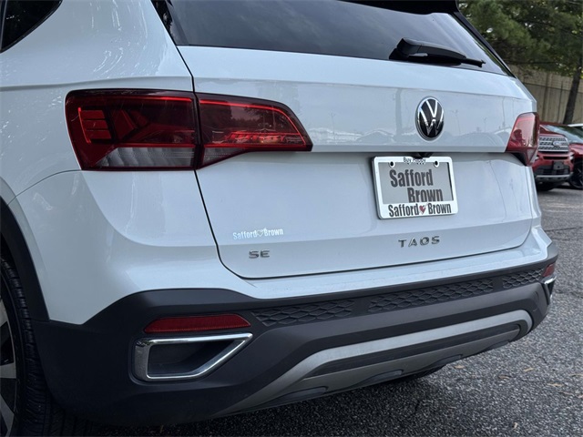 2024 Volkswagen Taos SE photo 10
