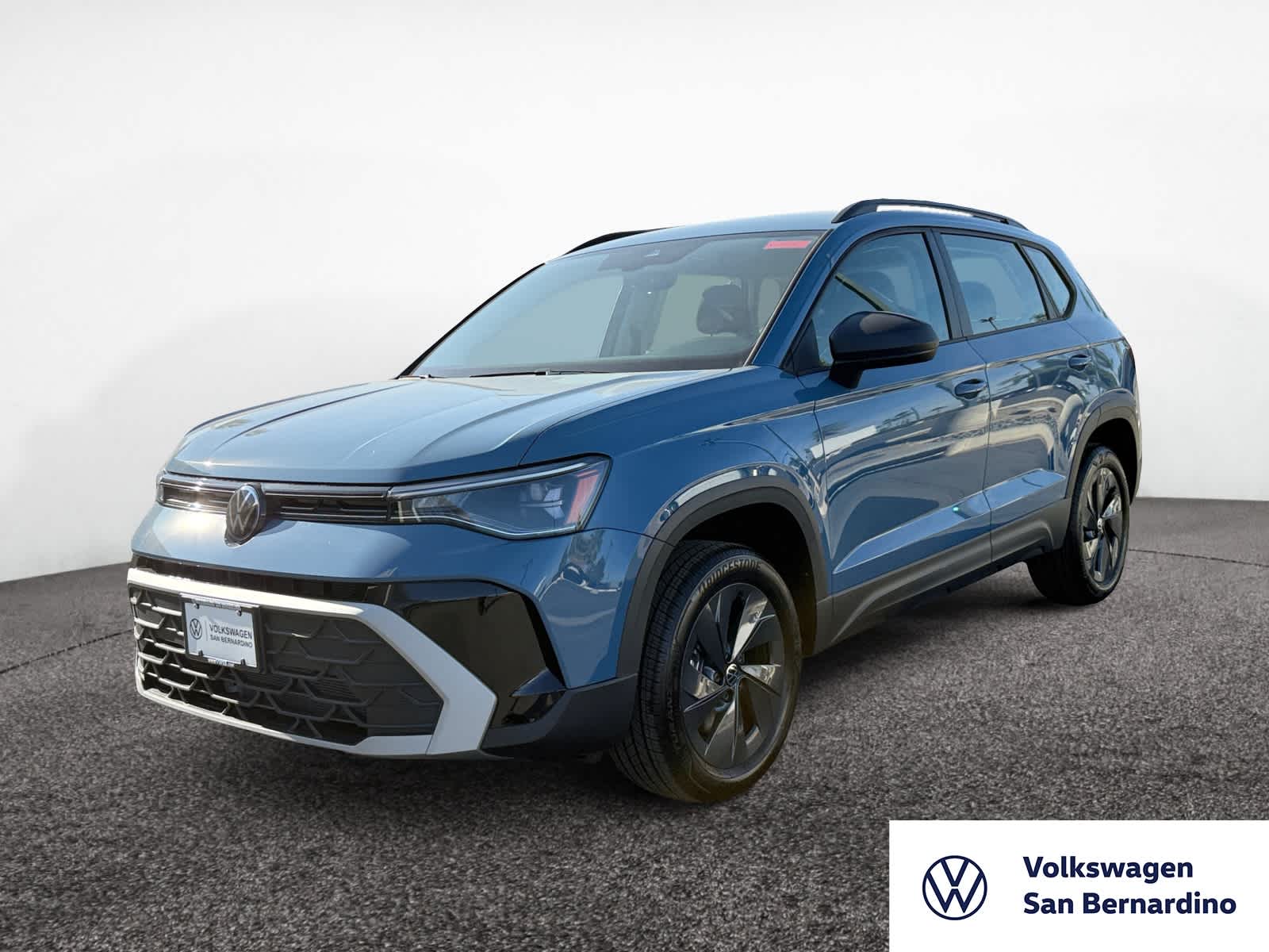 2026 Volkswagen Taos S's photo