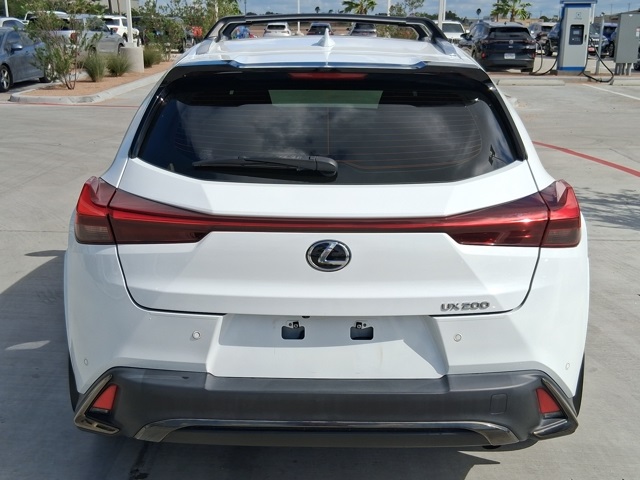 2022 Lexus UX 200 F SPORT photo 5