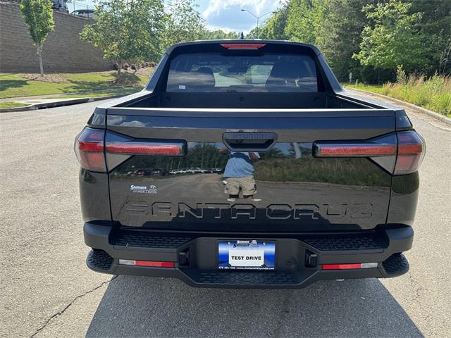 2025 Hyundai Santa Cruz SE photo 4