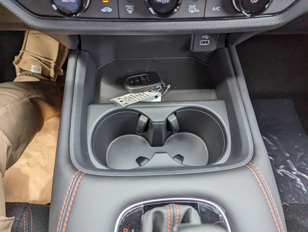 2025 Honda HR-V Sport photo 17