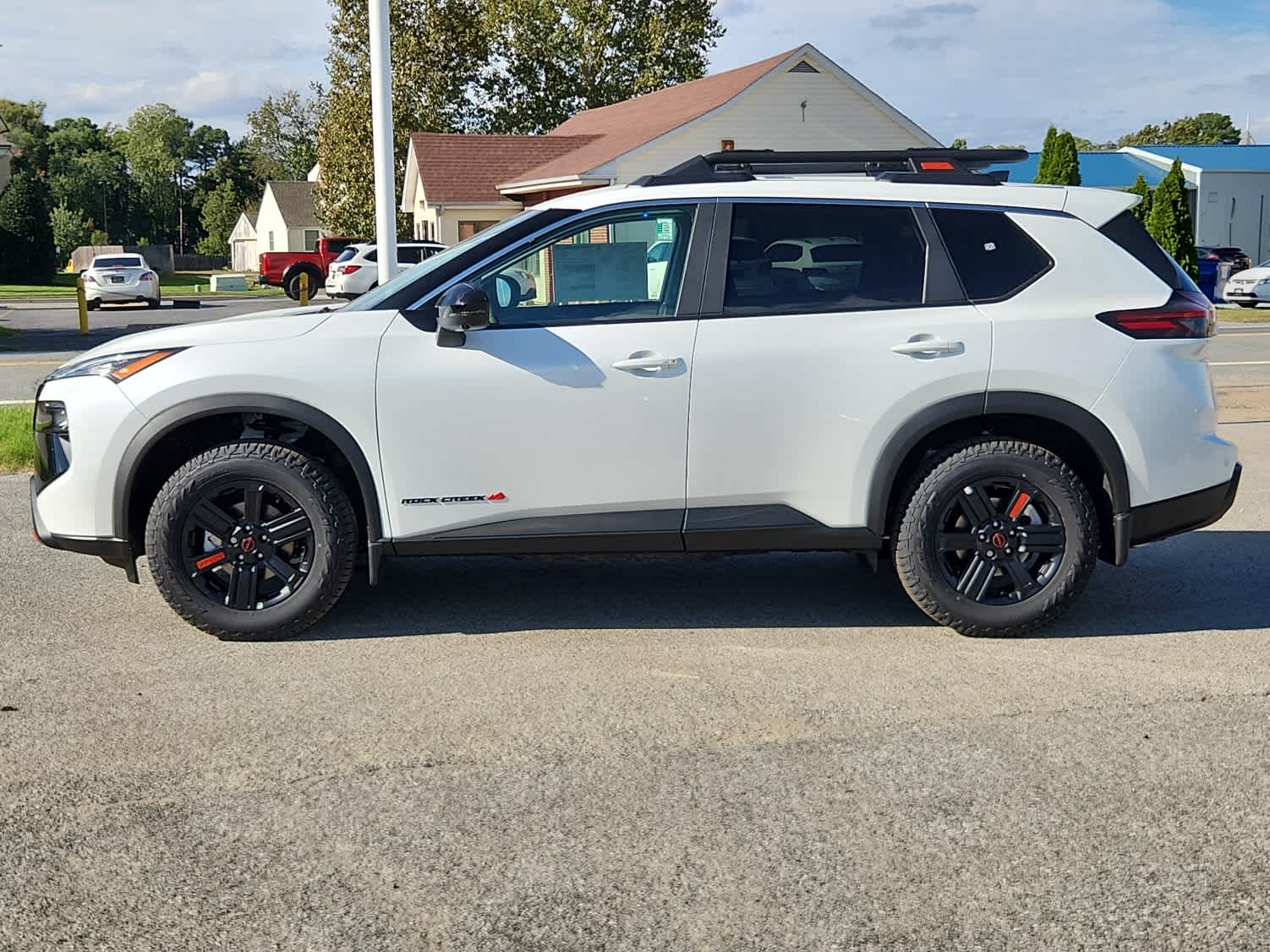 2026 Nissan Rogue SV photo 2