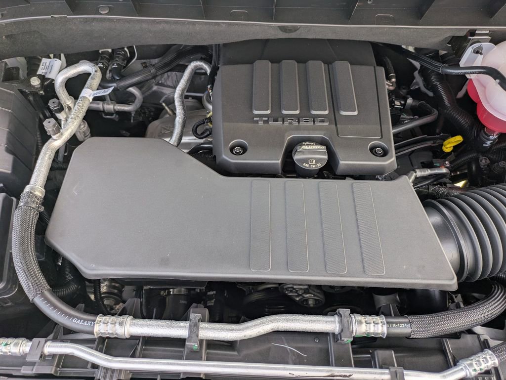 2025 Chevrolet Silverado 1500 Custom photo 10