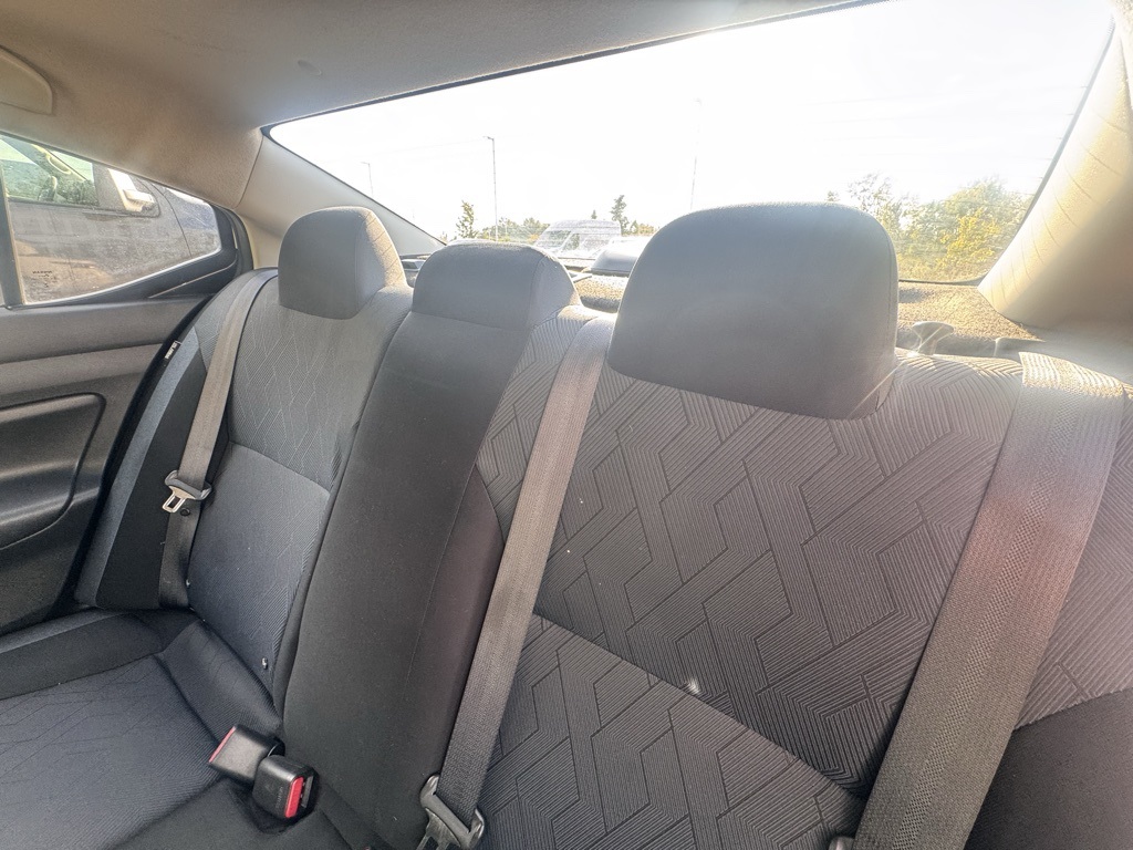 2023 Nissan Versa 1.6 SV photo 22