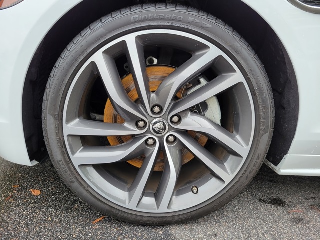 2024 Jaguar XF R-Dynamic SE photo 14