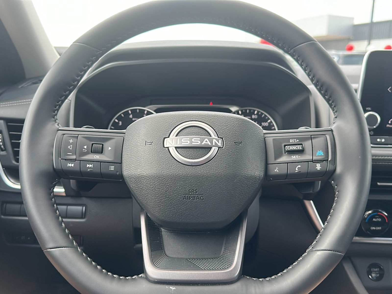 Certified Used 2025 Gun Metallic Nissan SV FWD image 27