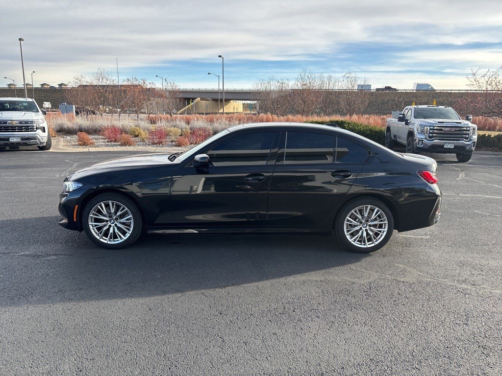 2023 Bmw 330i photo 2