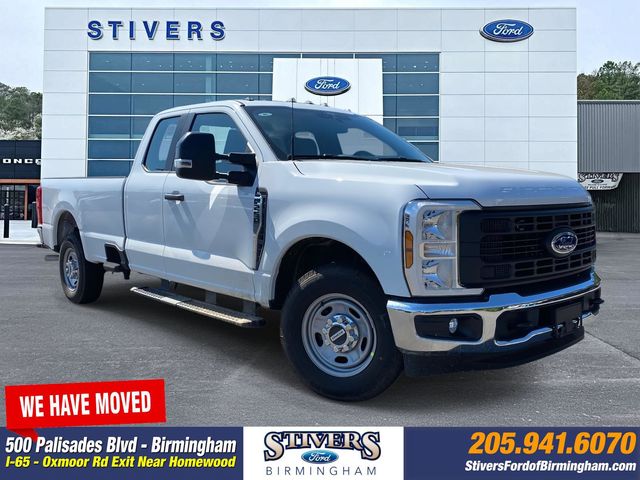 2026 Ford F-250 Super Duty XL's photo