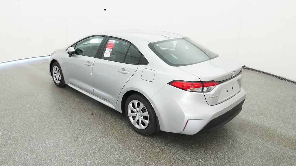 2025 Toyota Corolla LE photo 13