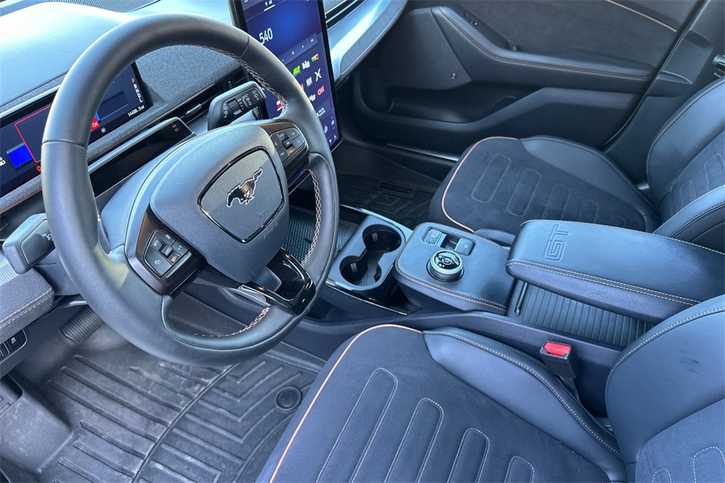 2023 Ford Mustang Mach-E GT photo 9