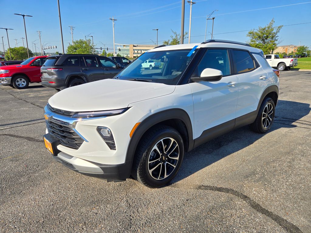2025 Chevrolet Trailblazer LT photo 7