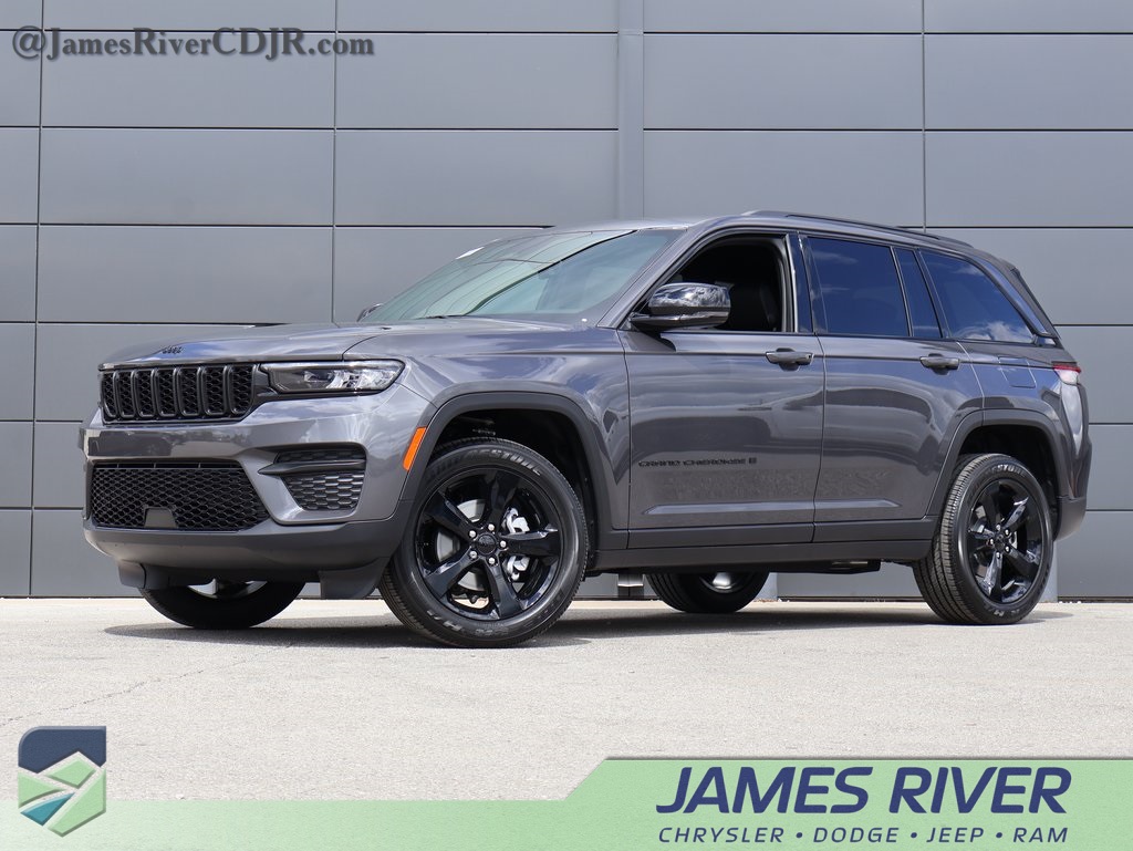 2025 Jeep Grand Cherokee Altitude's photo
