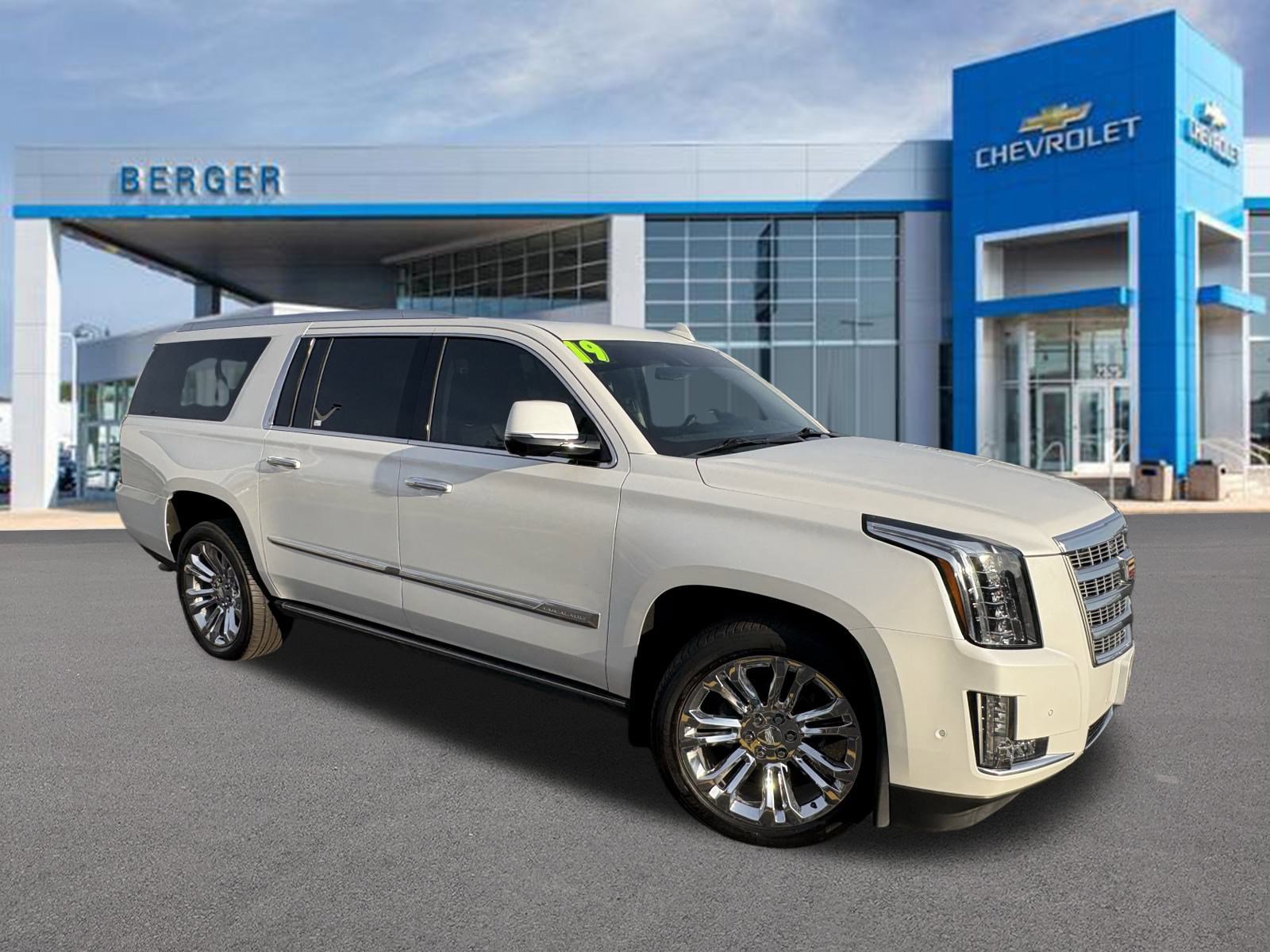 2019 Cadillac Escalade ESV Premium Luxury's photo