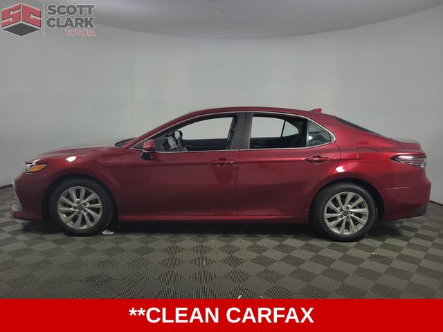 2021 Toyota Camry LE photo 4