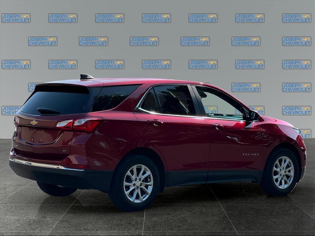 2021 Chevrolet Equinox LT photo 4
