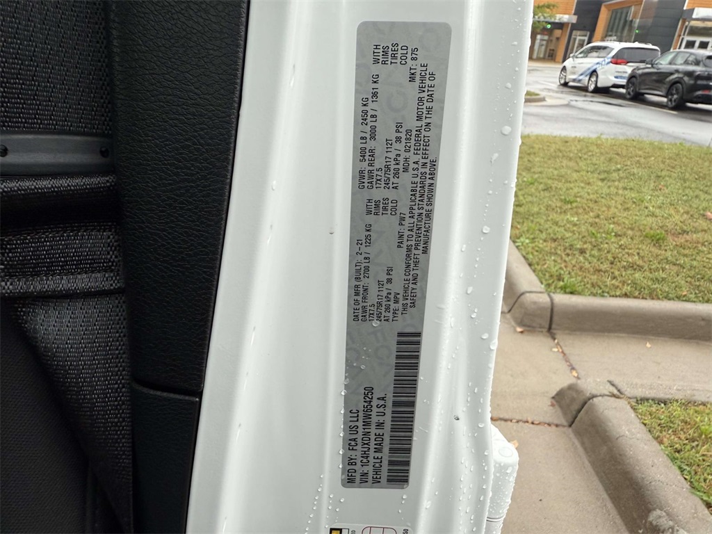 2021 Jeep Wrangler Unlimited Islander photo 32