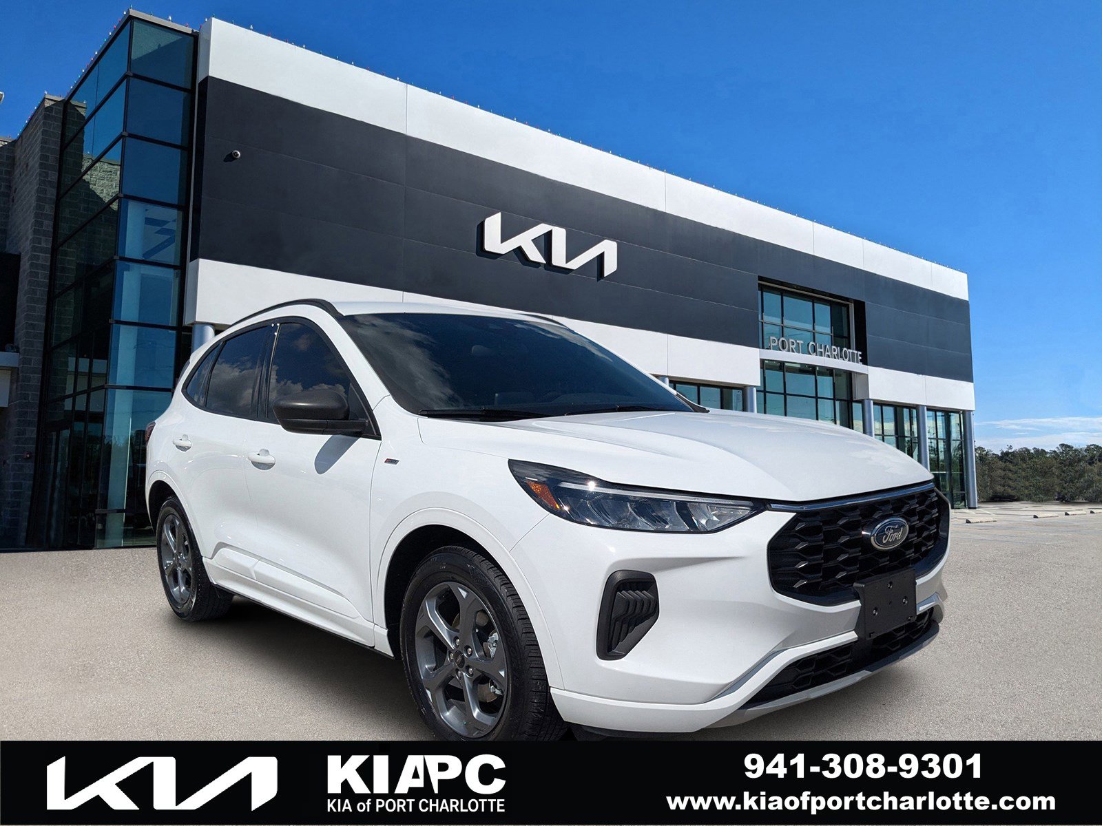 2023 Ford Escape ST-Line