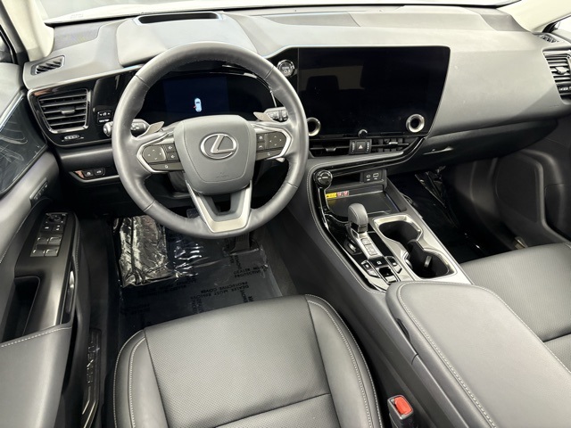 2025 Lexus NX Premium photo 18