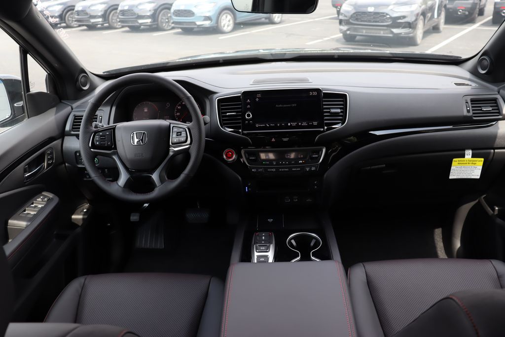 2025 Honda Ridgeline Black Edition photo 15