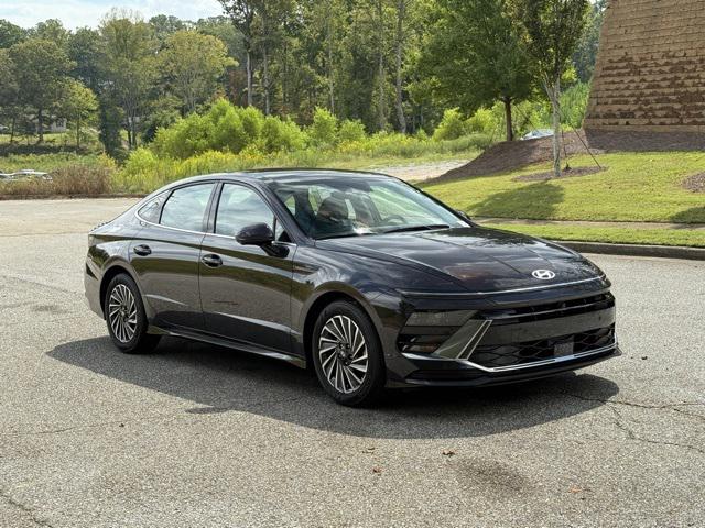 2025 Hyundai Sonata Hybrid Limited photo 6