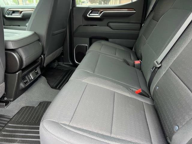 2025 Chevrolet Silverado 1500 LT photo 10
