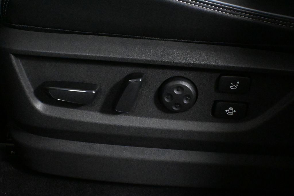 2025 Infiniti QX80 photo 27