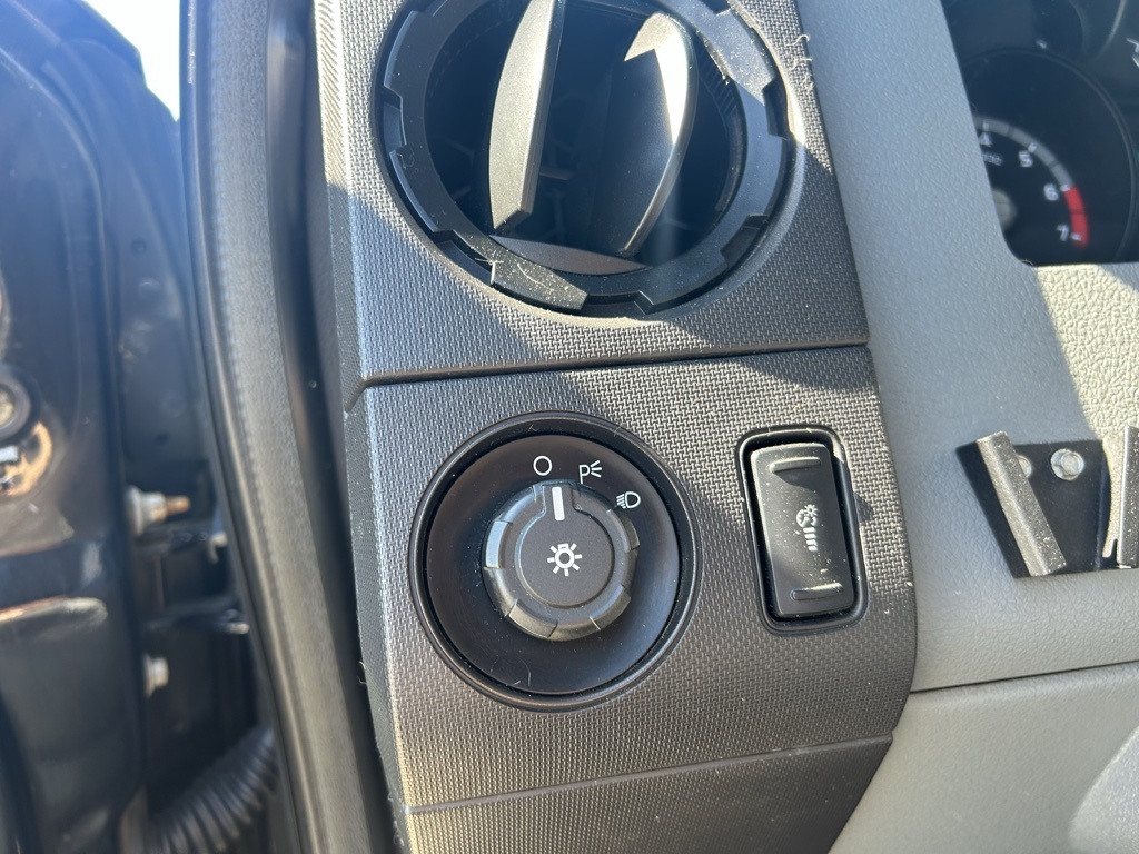 2013 Ford F-250 photo 13